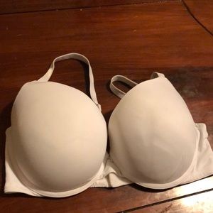 Victoria’s Secret pink bra!